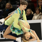 Viktoria KAVALIOVA / Yurii BIELIAIEV(BLR)　Programme court
EOS-1D X EF300mm F2.8L IS II USM、F3.5、1/1250sec、ISO3200
(c)M.Sugawara／JapanSports