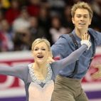 Penny COOMES / Nicholas BUCKLAND(GBR)　Programme court
EOS-1D X EF300mm F2.8L IS II USM、F3.5、1/1250sec、ISO3200
(c)M.Sugawara／JapanSports